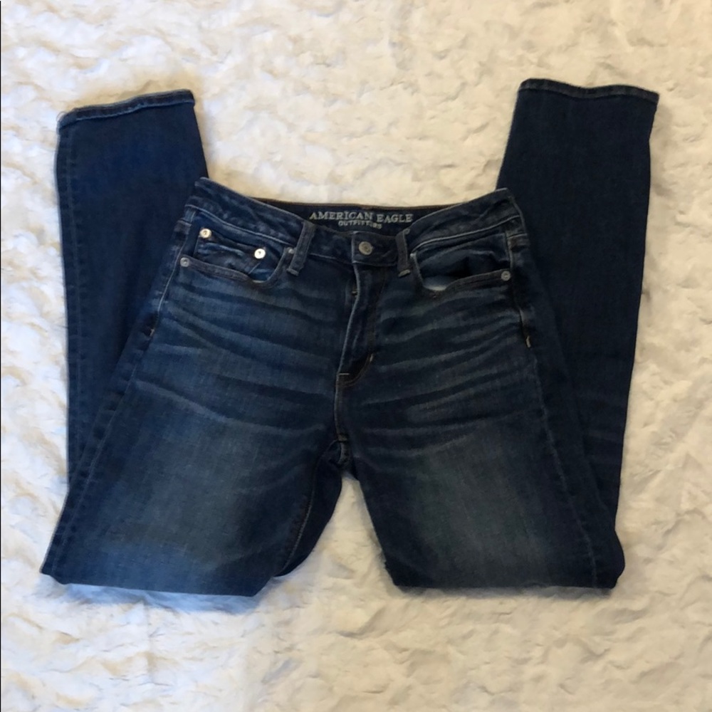 EUC American Eagle Outfitters Stretch X size 6 straight leg